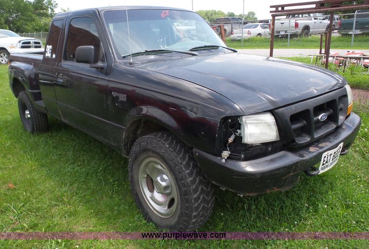image for item AG9170 1998 Ford Ranger SuperCab pickup truck