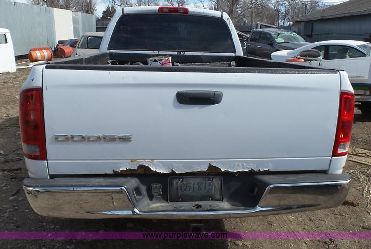 image for item AO9885 2004 Dodge Ram 1500 pickup truck