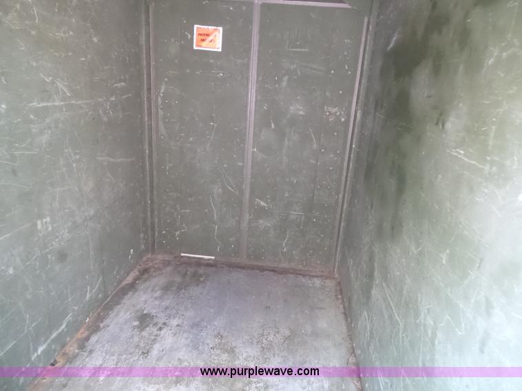 image for item BM9694 Storage container