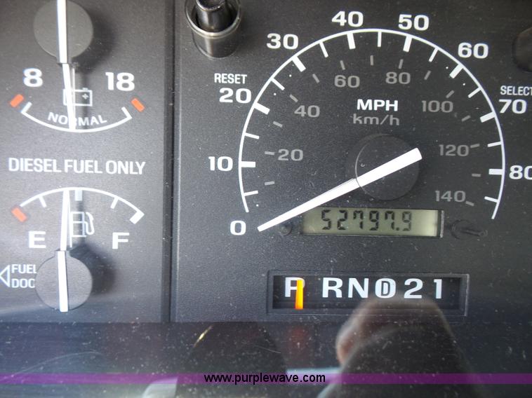 image for item BV9651 1996 Ford F450 Super Duty flatbed truck