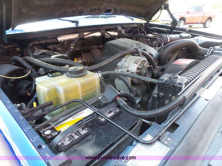 image for item BV9651 1996 Ford F450 Super Duty flatbed truck