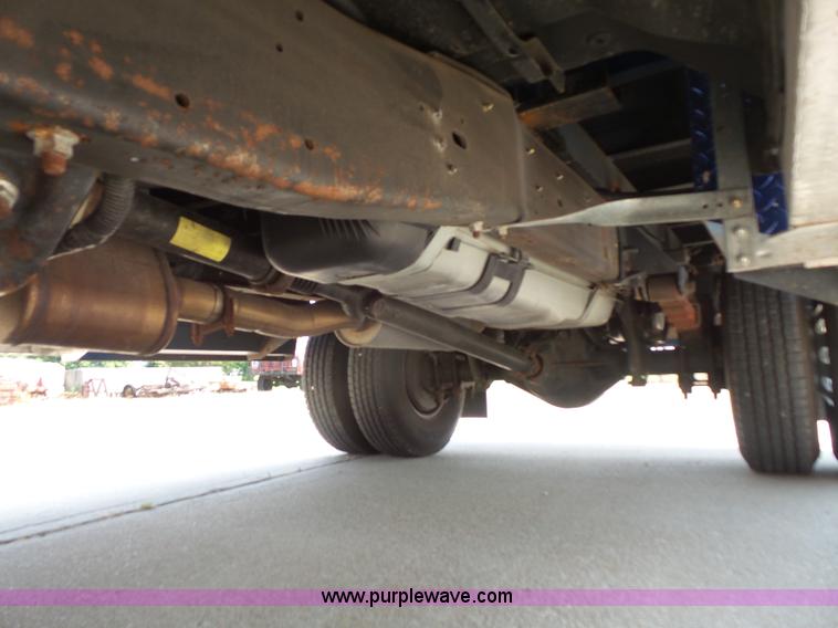 image for item BV9651 1996 Ford F450 Super Duty flatbed truck