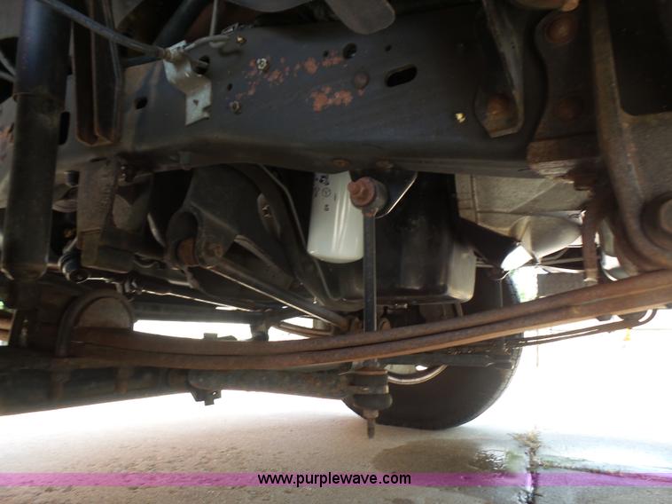 image for item BV9651 1996 Ford F450 Super Duty flatbed truck