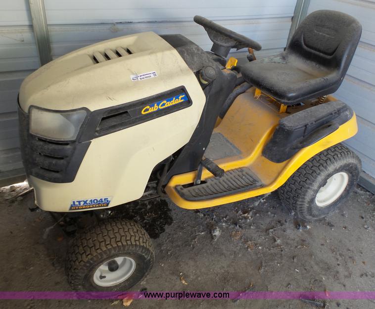 image for item BW9009 Cub Cadet LTX 1045 lawn mower