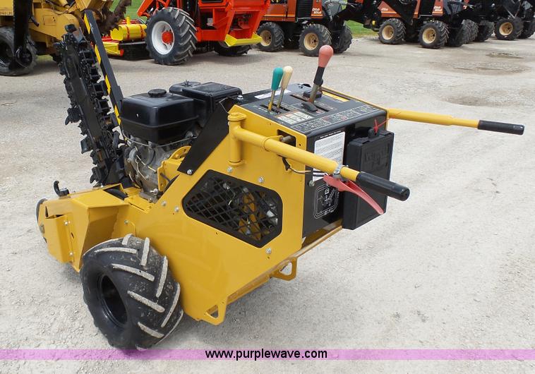 image for item BW9764 Vermeer RTX100 trencher