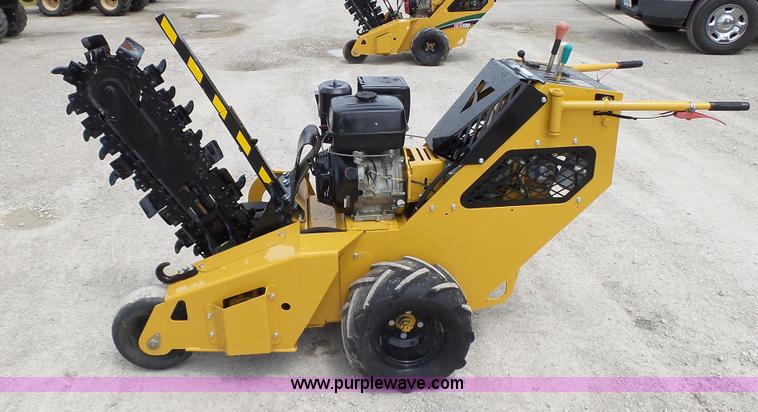 image for item BW9764 Vermeer RTX100 trencher