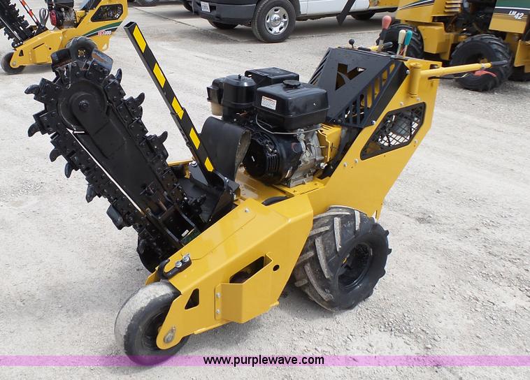 image for item BW9764 Vermeer RTX100 trencher