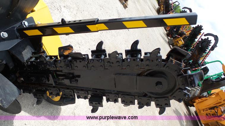 image for item BW9764 Vermeer RTX100 trencher