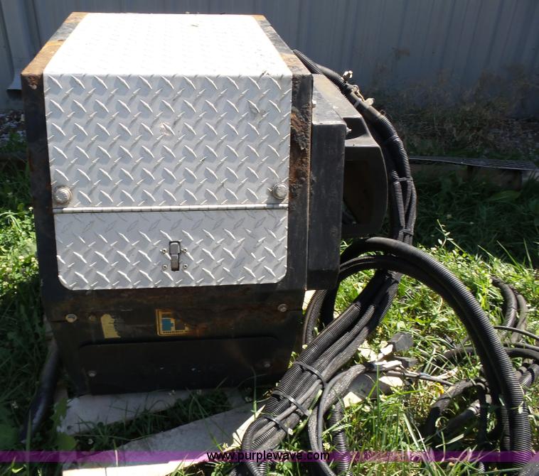 image for item BX9133 (3) Thermo King auxiliary power units