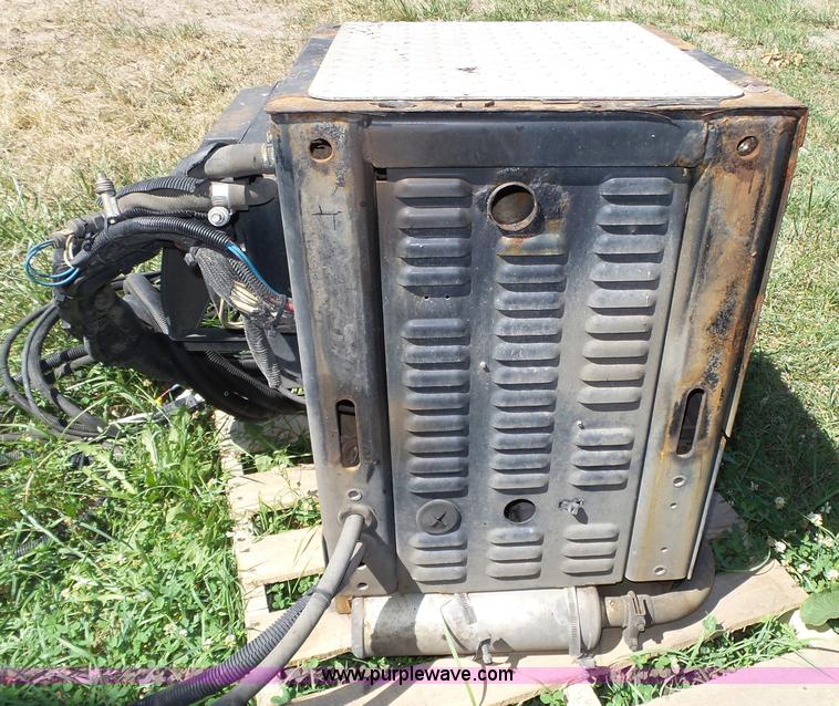 image for item BX9133 (3) Thermo King auxiliary power units