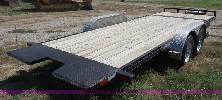 image for item BZ9606 2009 PJ 520 tilt deck trailer