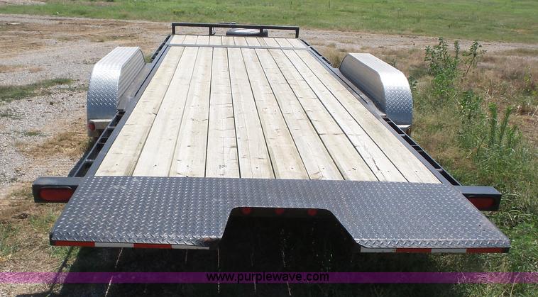 image for item BZ9606 2009 PJ 520 tilt deck trailer