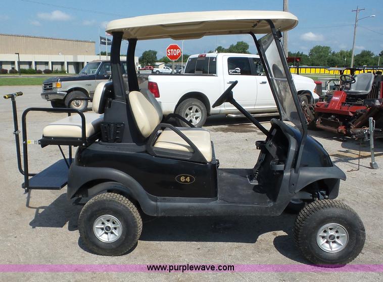 image for item BZ9617 2011 Club Car Precedent golf cart
