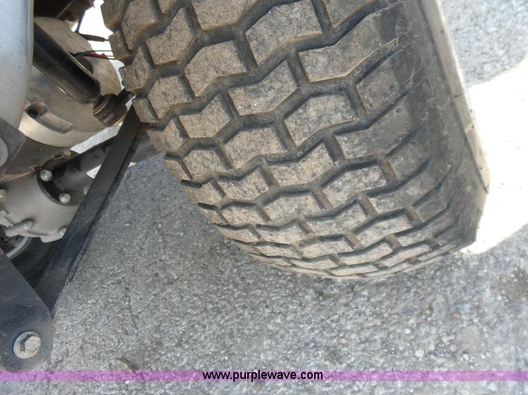 image for item BZ9617 2011 Club Car Precedent golf cart