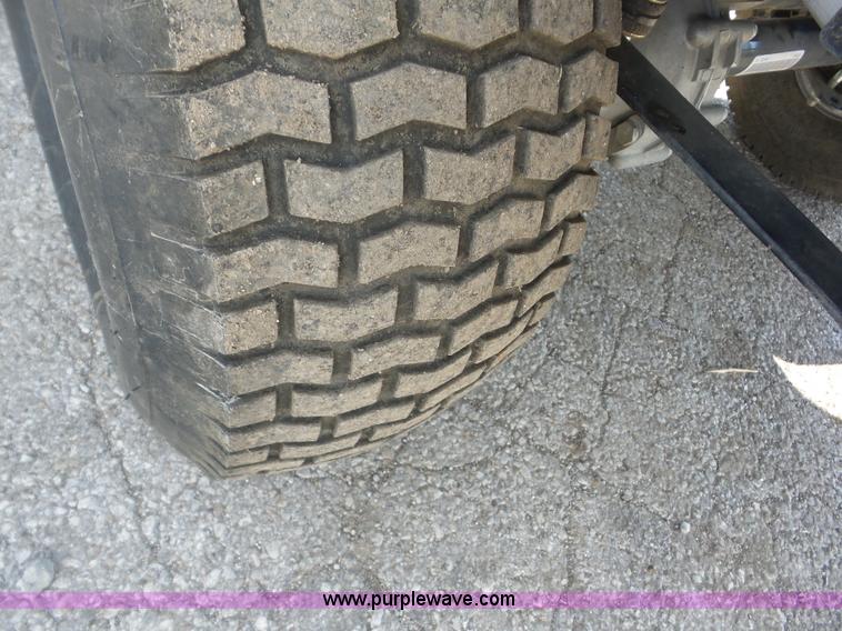 image for item BZ9617 2011 Club Car Precedent golf cart