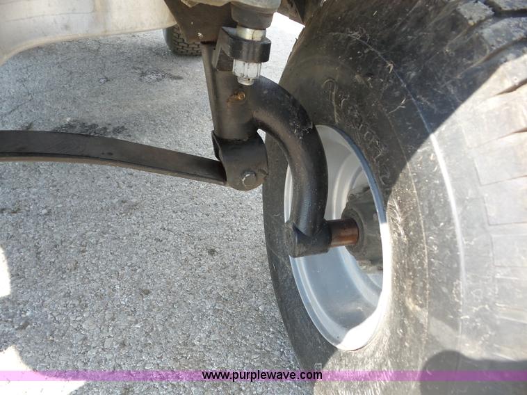 image for item BZ9617 2011 Club Car Precedent golf cart