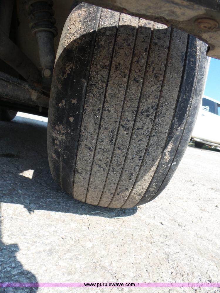 image for item BZ9619 1981 Yamaha GIA golf cart