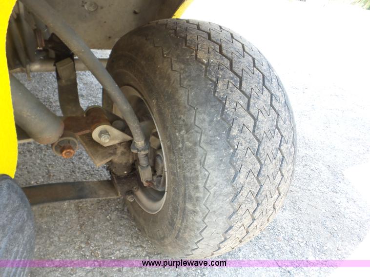 image for item BZ9620 1998 Club Car shuttle golf cart