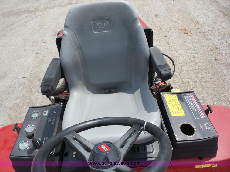 image for item BZ9631 Toro Reelmaster 5400D reel mower