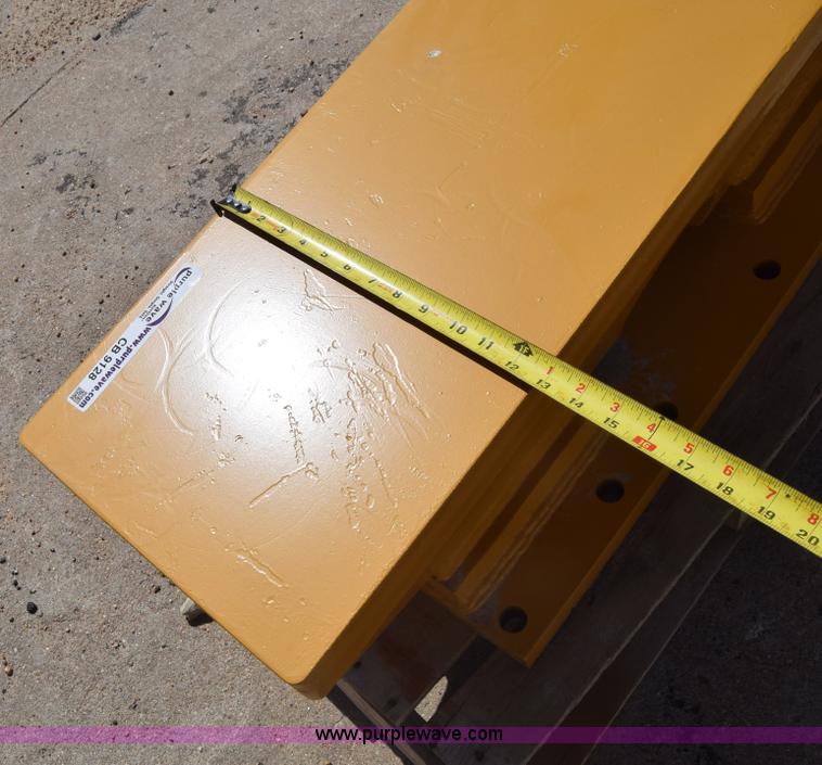 image for item CB9128 Caterpillar push weight