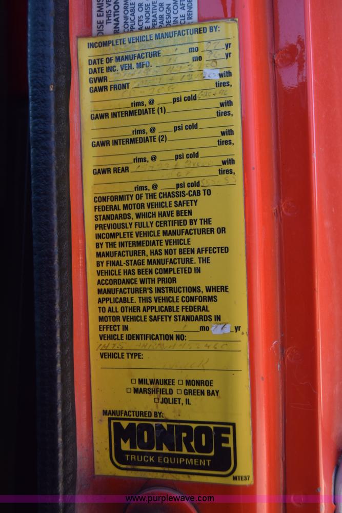 image for item CB9129 1997 International 4900 dump truck