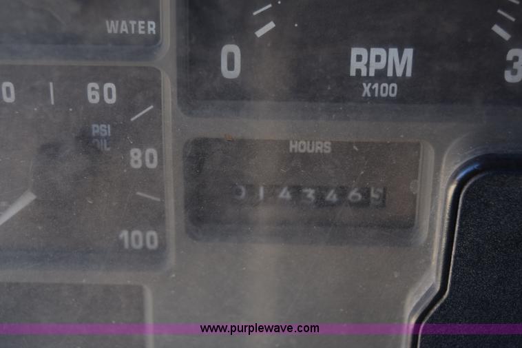 image for item CB9129 1997 International 4900 dump truck