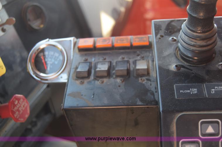 image for item CB9129 1997 International 4900 dump truck