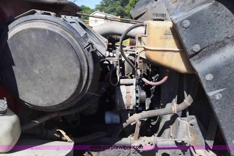 image for item CB9129 1997 International 4900 dump truck