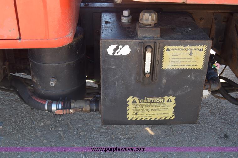 image for item CB9129 1997 International 4900 dump truck