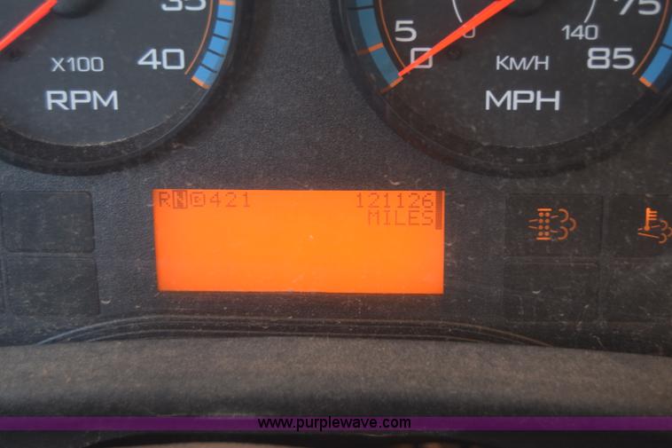 image for item CB9134 2009 International CE PB10500 school bus