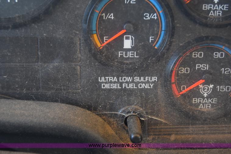 image for item CB9134 2009 International CE PB10500 school bus