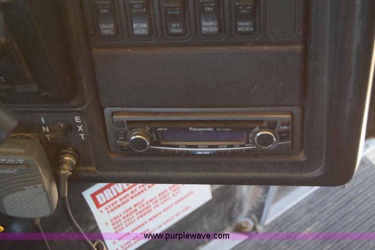 image for item CB9134 2009 International CE PB10500 school bus