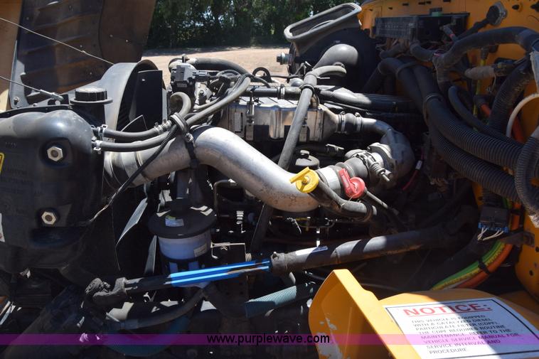 image for item CB9134 2009 International CE PB10500 school bus