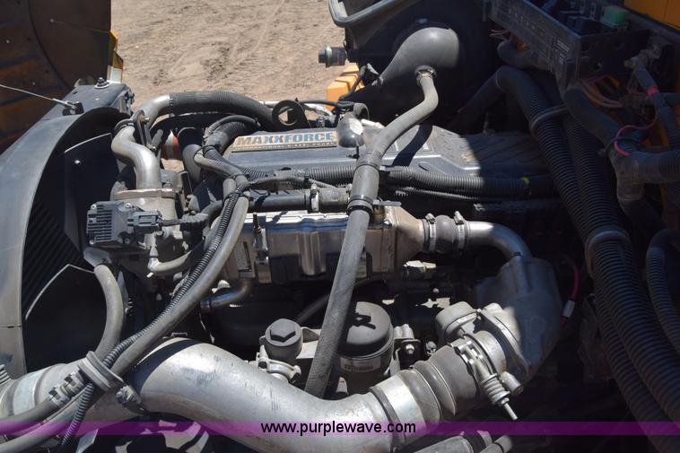 image for item CB9134 2009 International CE PB10500 school bus