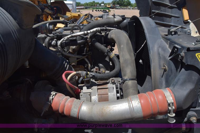 image for item CB9134 2009 International CE PB10500 school bus