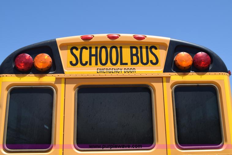 image for item CB9134 2009 International CE PB10500 school bus