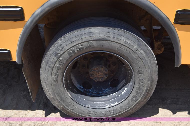 image for item CB9134 2009 International CE PB10500 school bus