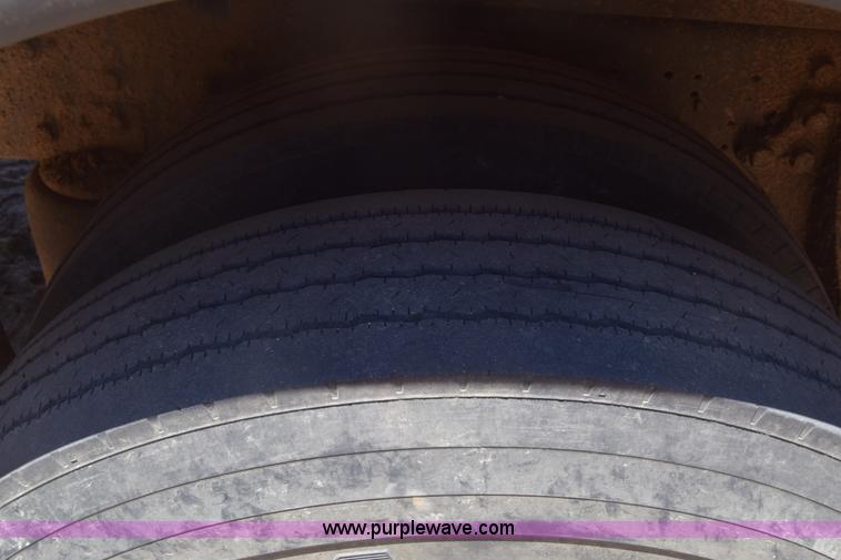 image for item CB9134 2009 International CE PB10500 school bus