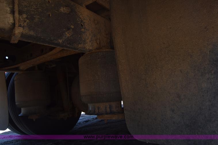 image for item CB9134 2009 International CE PB10500 school bus