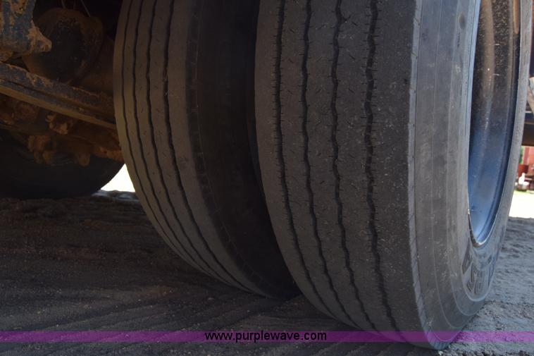 image for item CB9134 2009 International CE PB10500 school bus