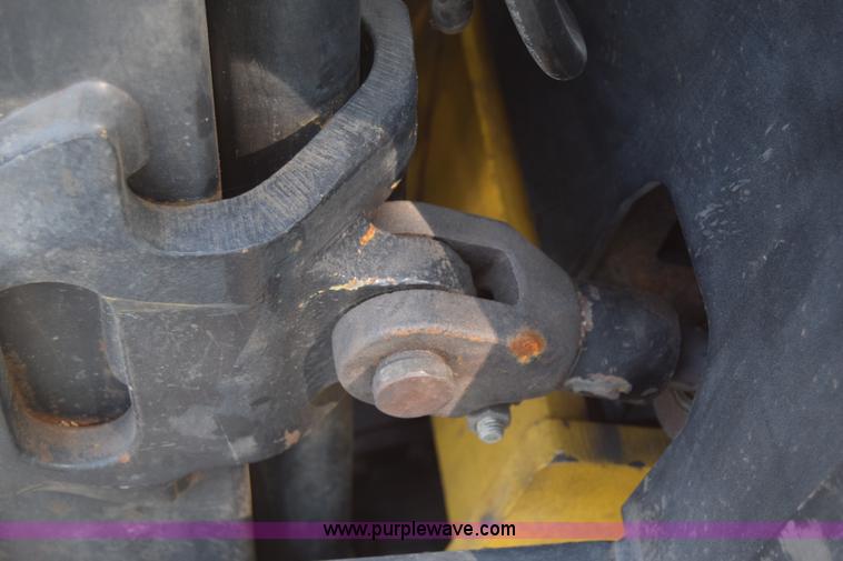 image for item CB9166 2002 Yale GLC060ZGNGAE084 forklift