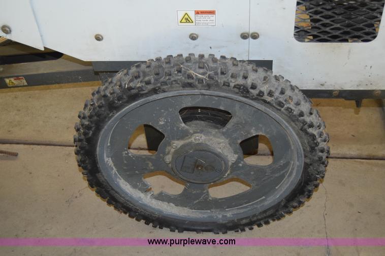 image for item CB9411 Copperhead XD laser screed