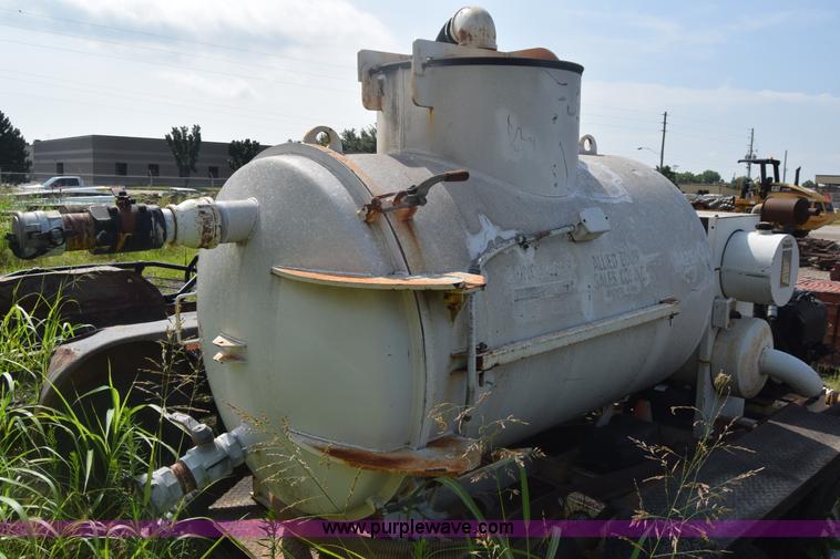 image for item CB9439 Trav-L-Vac TLV400-3 vacuum system