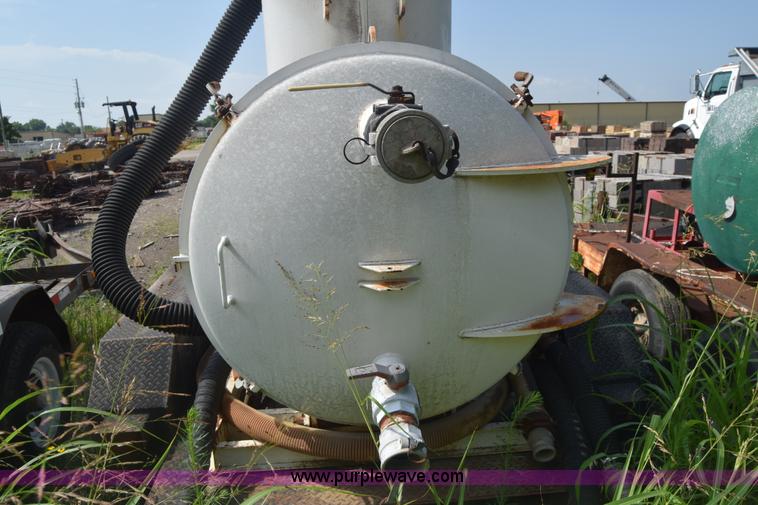 image for item CB9439 Trav-L-Vac TLV400-3 vacuum system