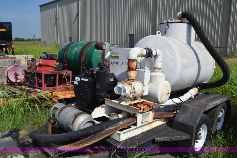 image for item CB9439 Trav-L-Vac TLV400-3 vacuum system