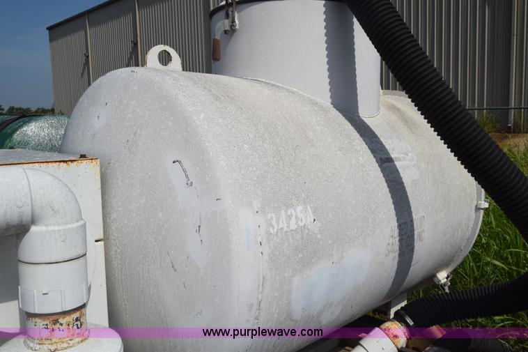 image for item CB9439 Trav-L-Vac TLV400-3 vacuum system