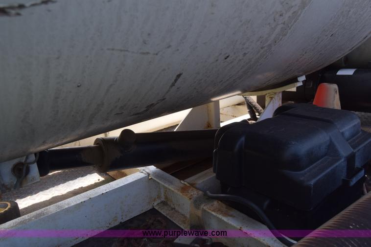 image for item CB9439 Trav-L-Vac TLV400-3 vacuum system