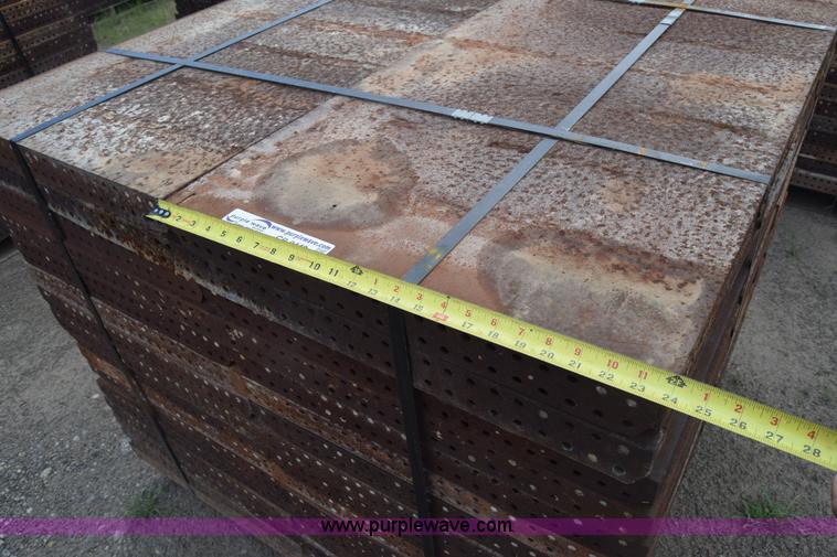 image for item CB9442 Steel concrete forms