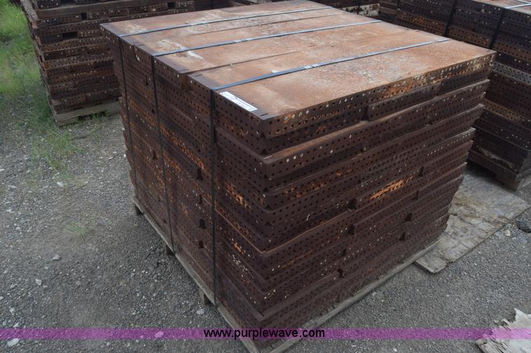image for item CB9442 Steel concrete forms