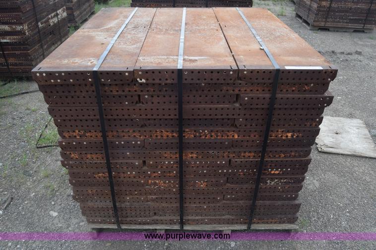 image for item CB9442 Steel concrete forms